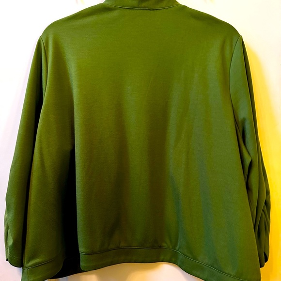 Susan Graver 1X Avocado Green Shrug - Picture 6 of 6
